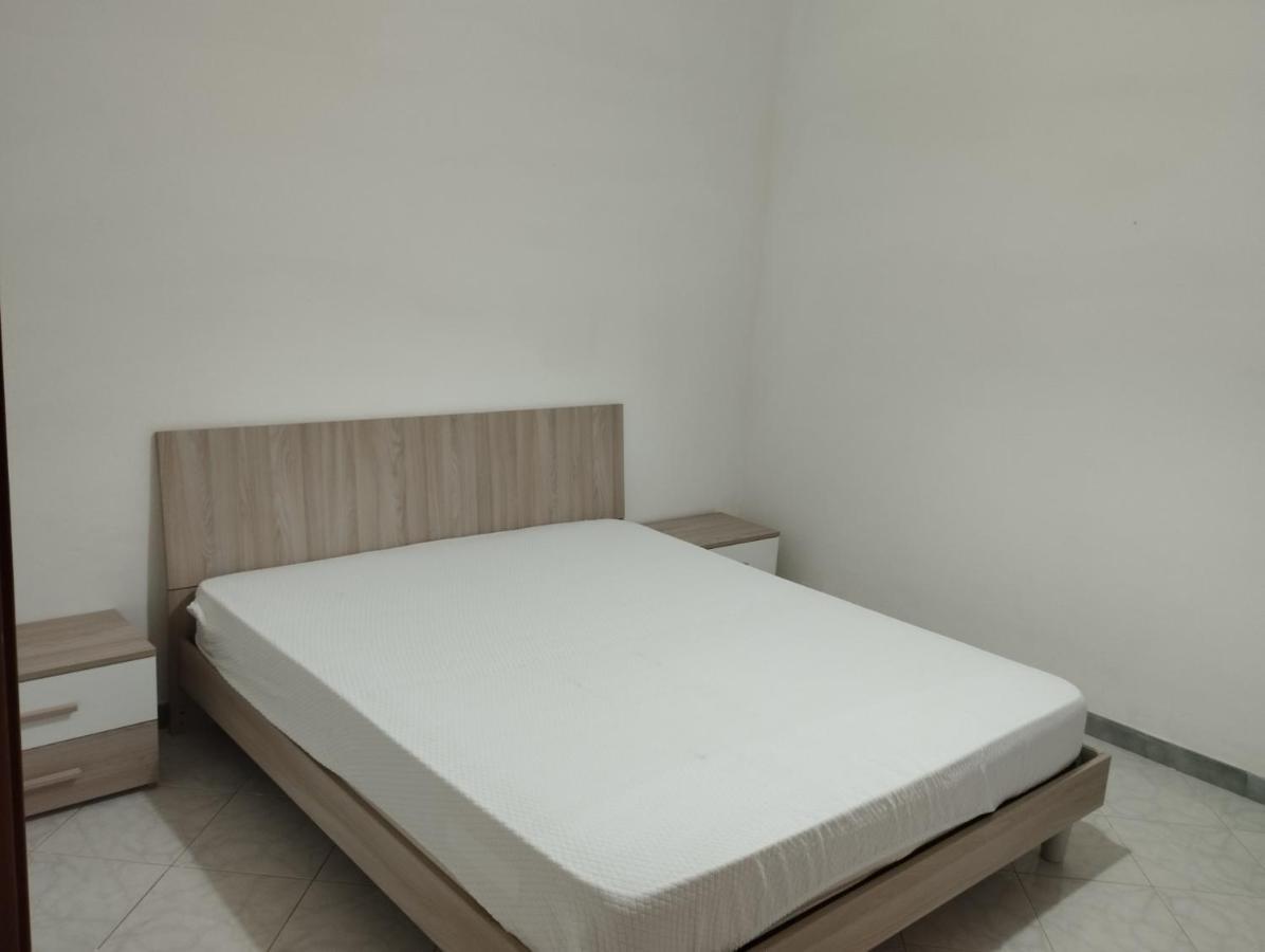 Clave, Affittacamere, Casa Vacanze Cozze Exterior photo