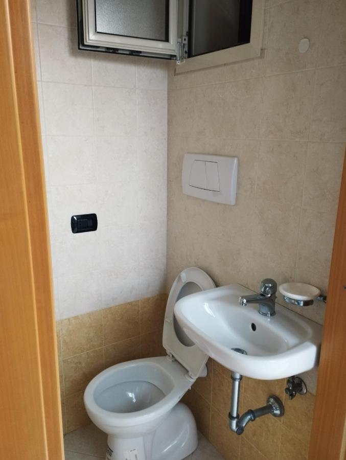 Clave, Affittacamere, Casa Vacanze Cozze Exterior photo